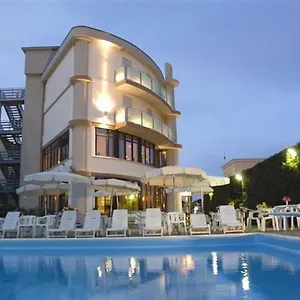 Hotel Capitol, San Mauro Mare